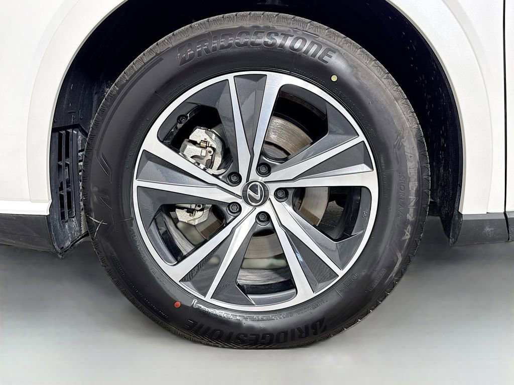 Used 2025 Lexus RX 350 Premium w/ Accessory Package (Z1) image 33