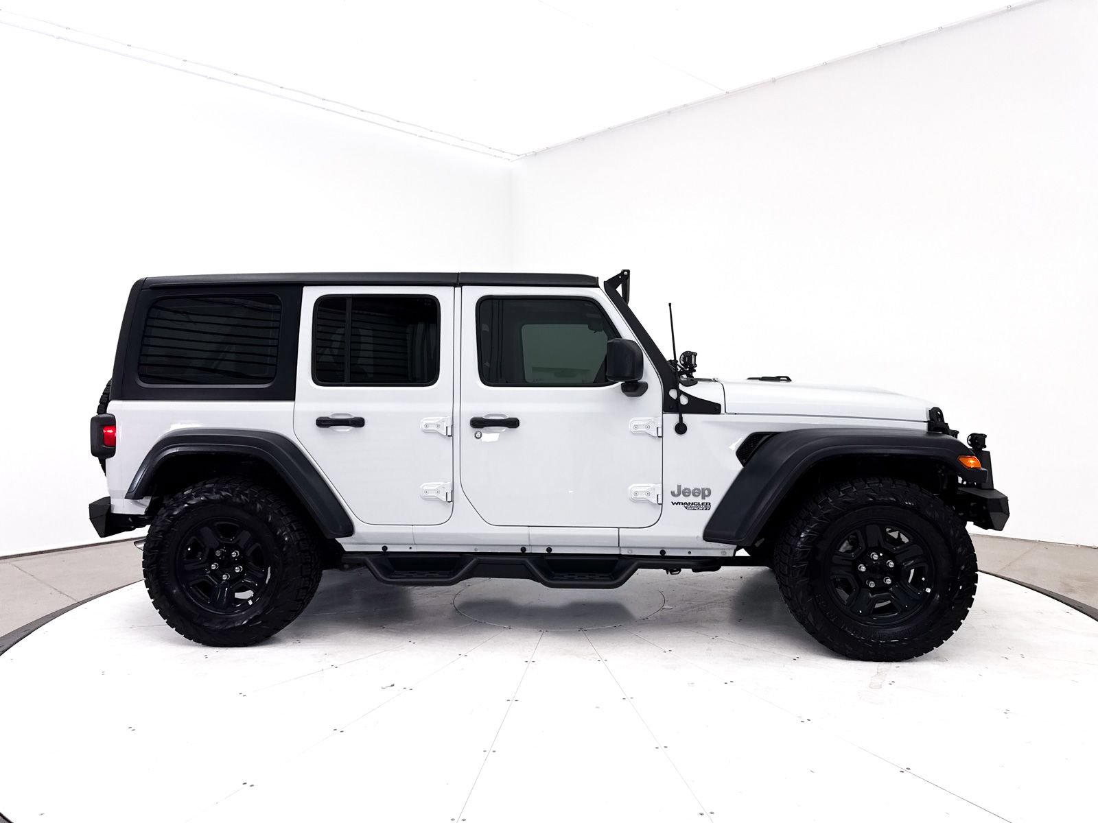 Used 2020 Jeep Wrangler Unlimited Sport AWD/4WD image 36