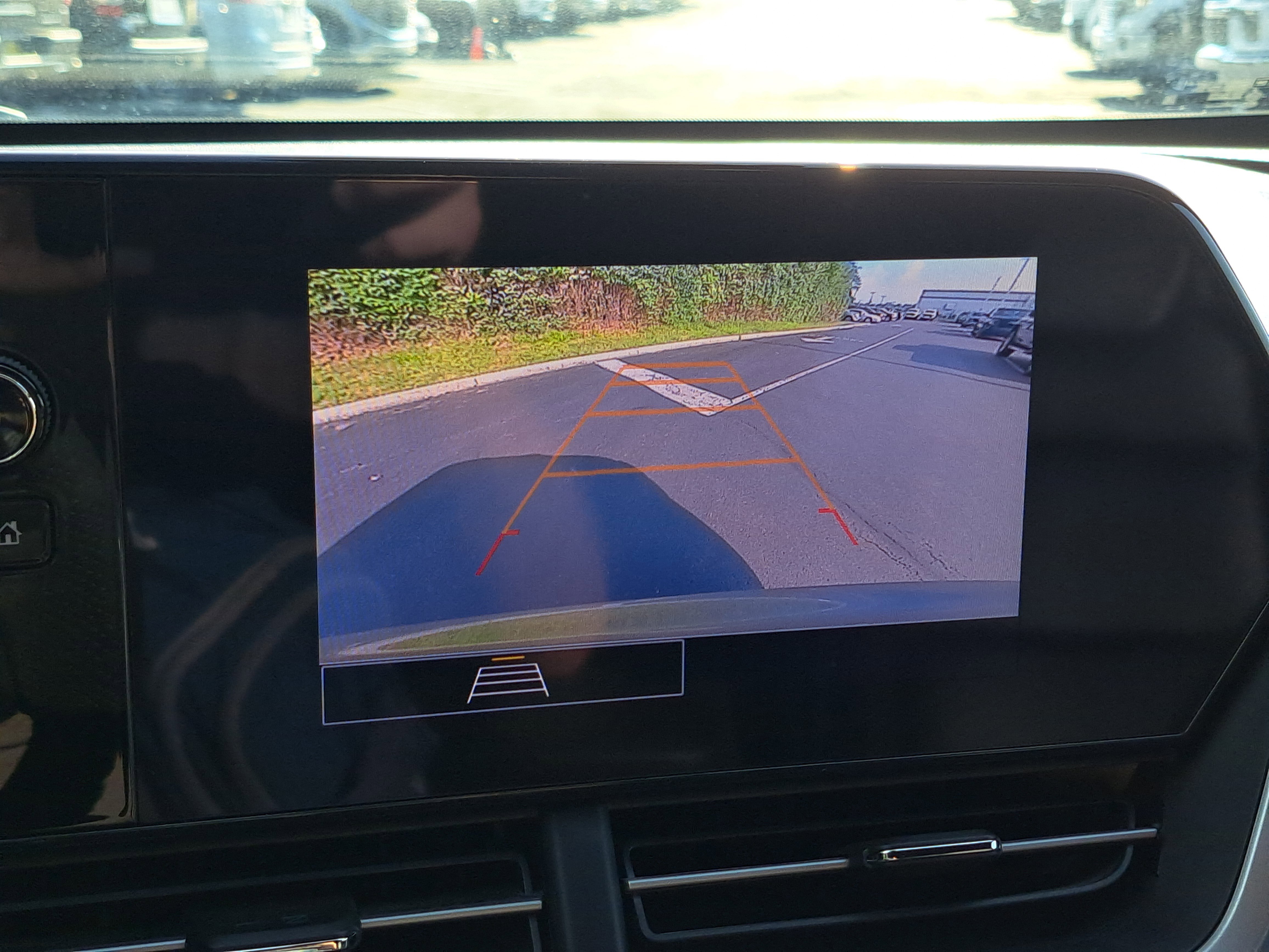 Used 2024 Chevrolet Trax RS w/ Sunroof Package image 20