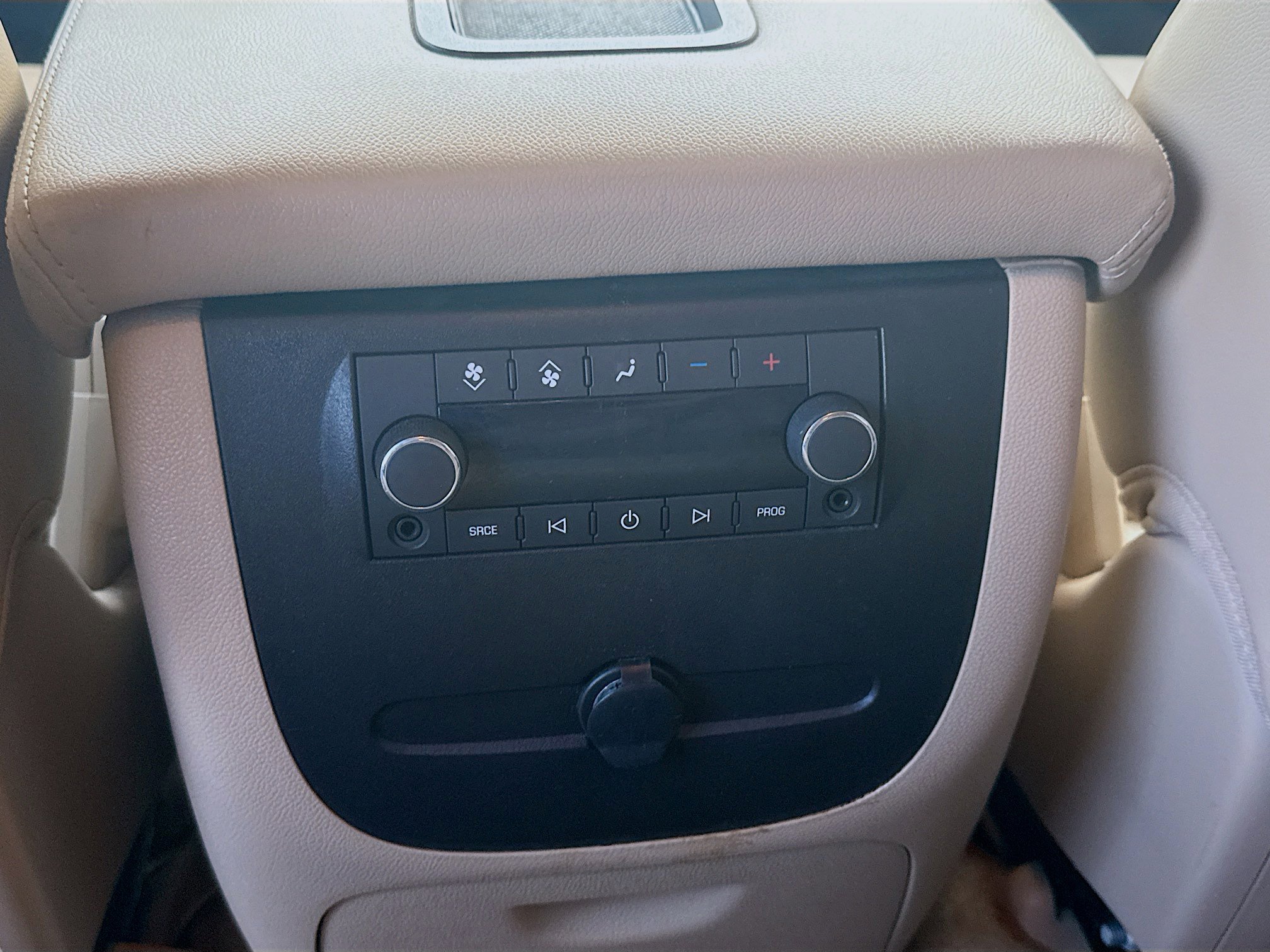 Used 2014 Chevrolet Tahoe LT image 22