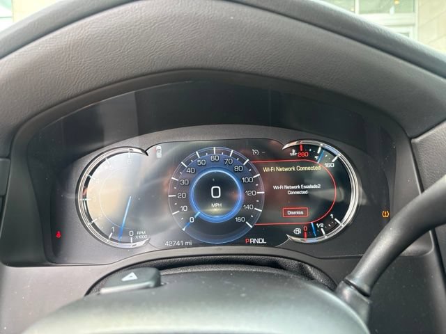 Used 2018 Cadillac Escalade ESV Luxury AWD/4WD image 8