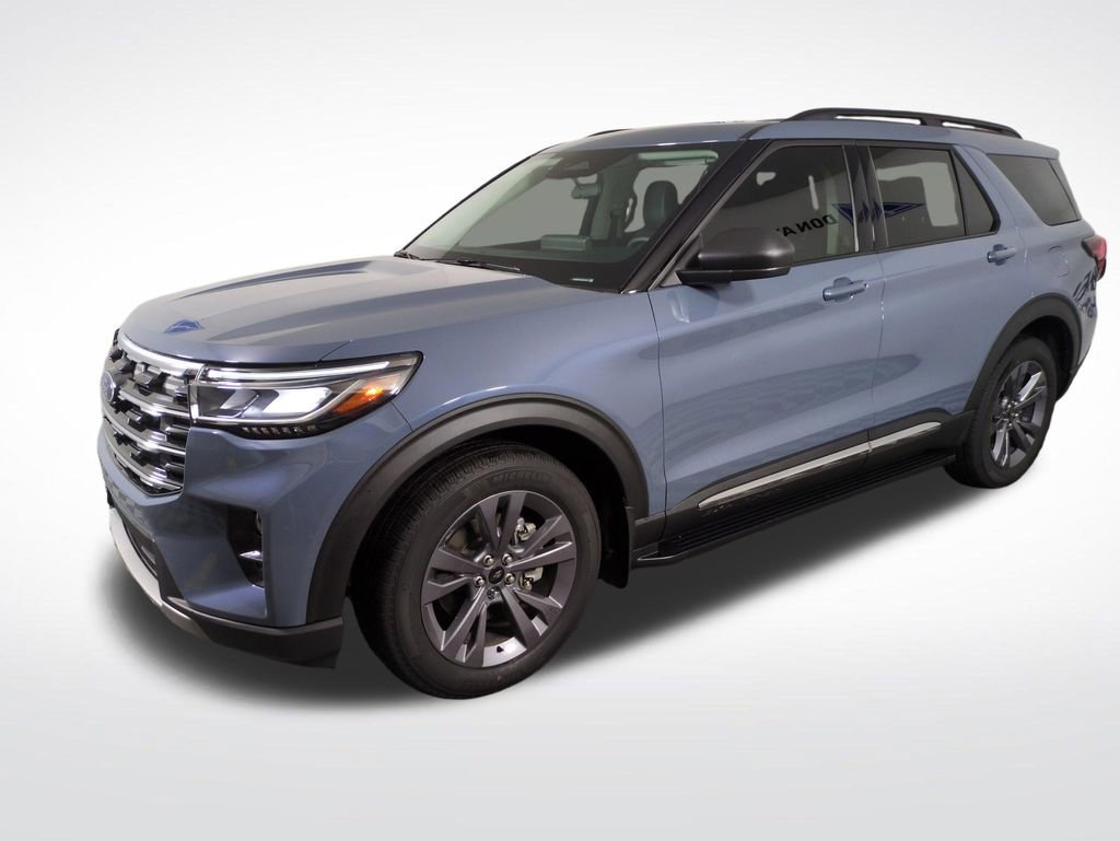 Used 2025 Ford Explorer Active w/ Active Comfort Package AWD/4WD image 1
