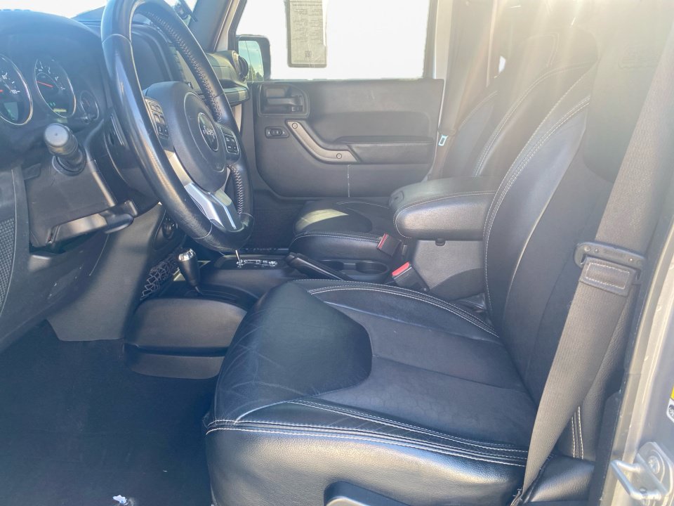 Used 2018 Jeep Wrangler Unlimited Sport AWD/4WD image 11
