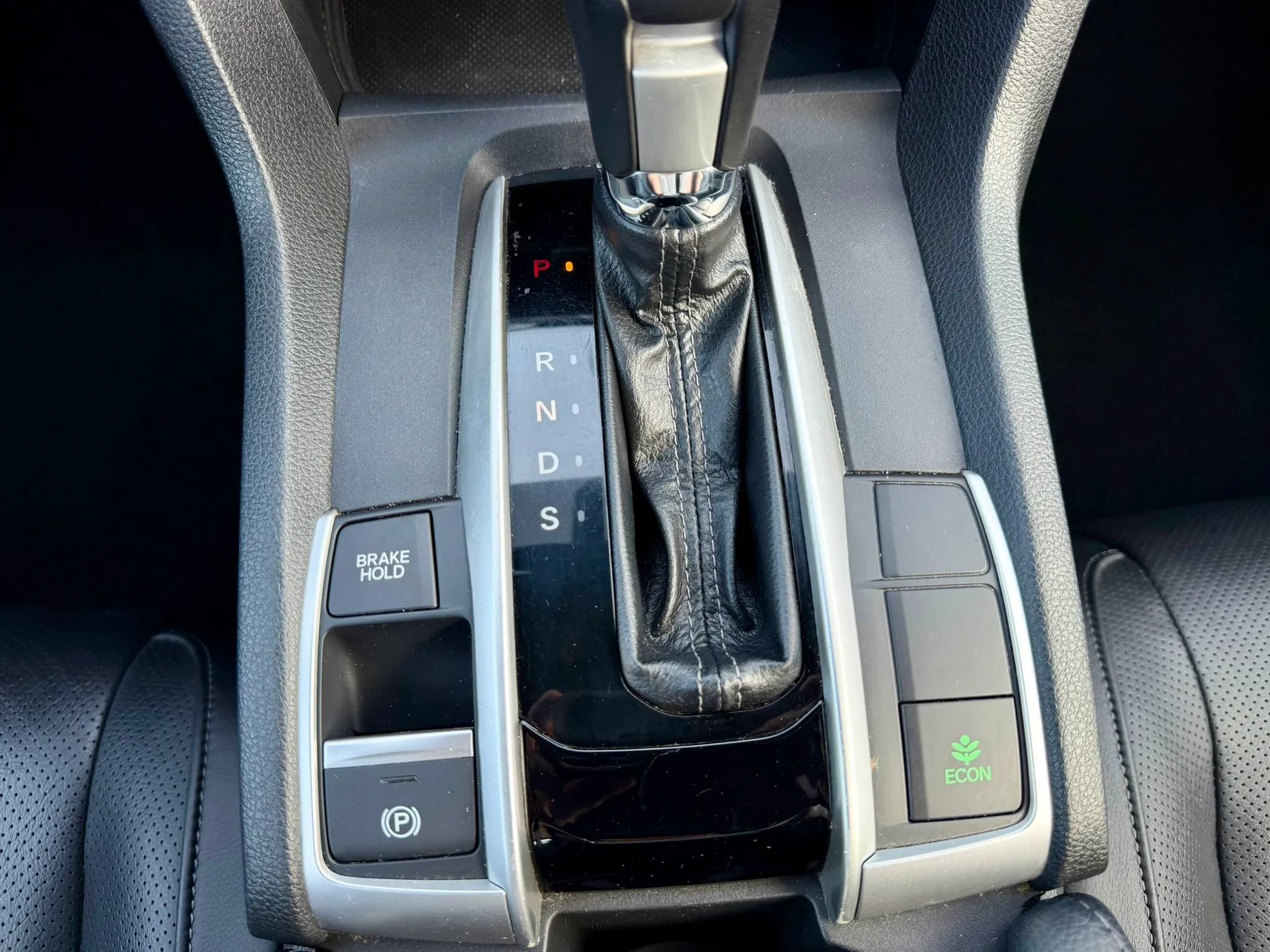 Used 2019 Honda Civic Touring image 23
