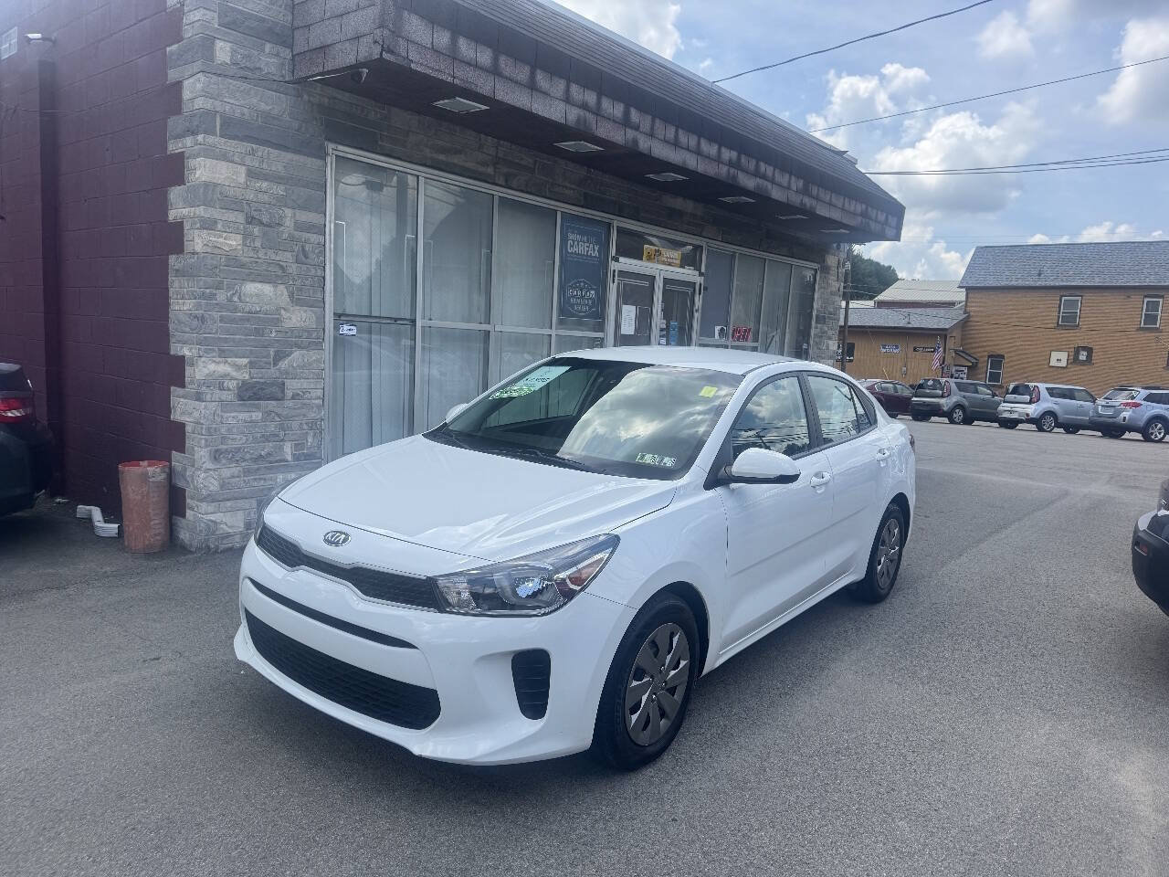 Used 2019 Kia Rio S FWD image 1