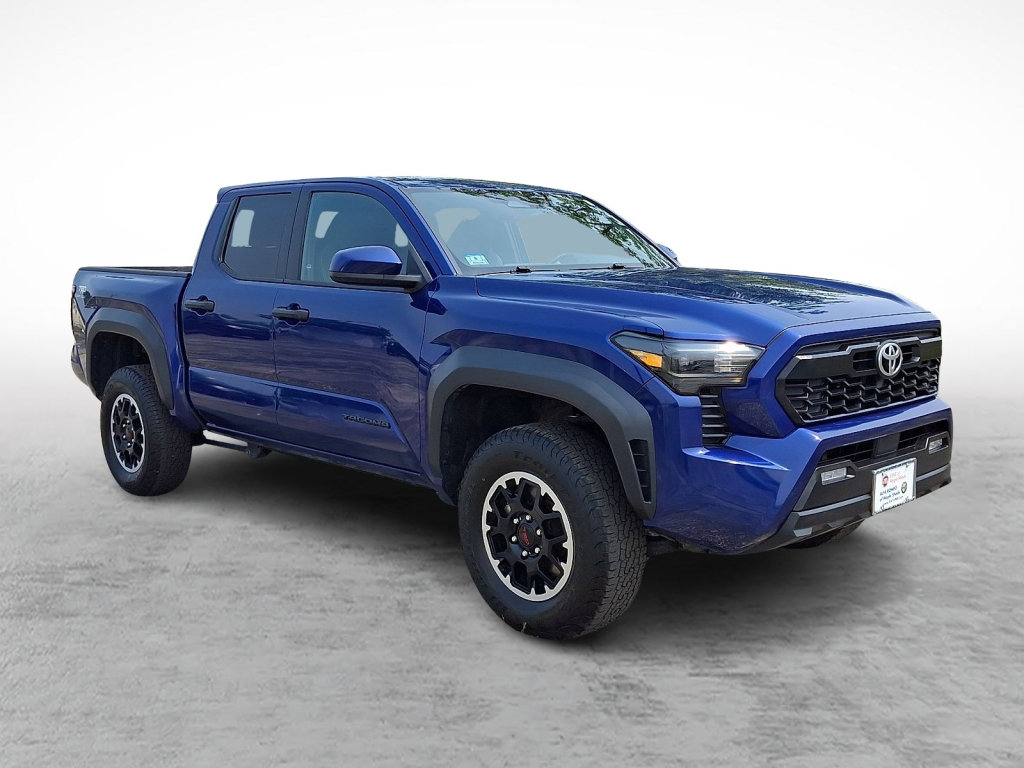 Used 2024 Toyota Tacoma TRD Off-Road AWD/4WD image 7