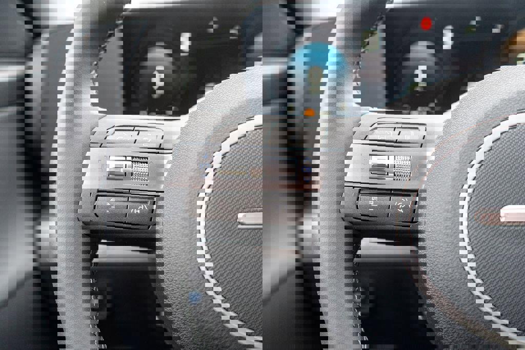 New 2026 Hyundai Kona SEL Premium image 24