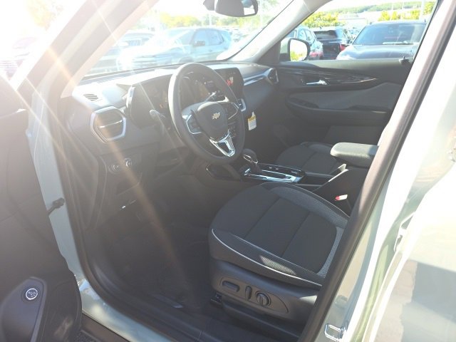 New 2026 Chevrolet TrailBlazer LT w/ Convenience Package image 12