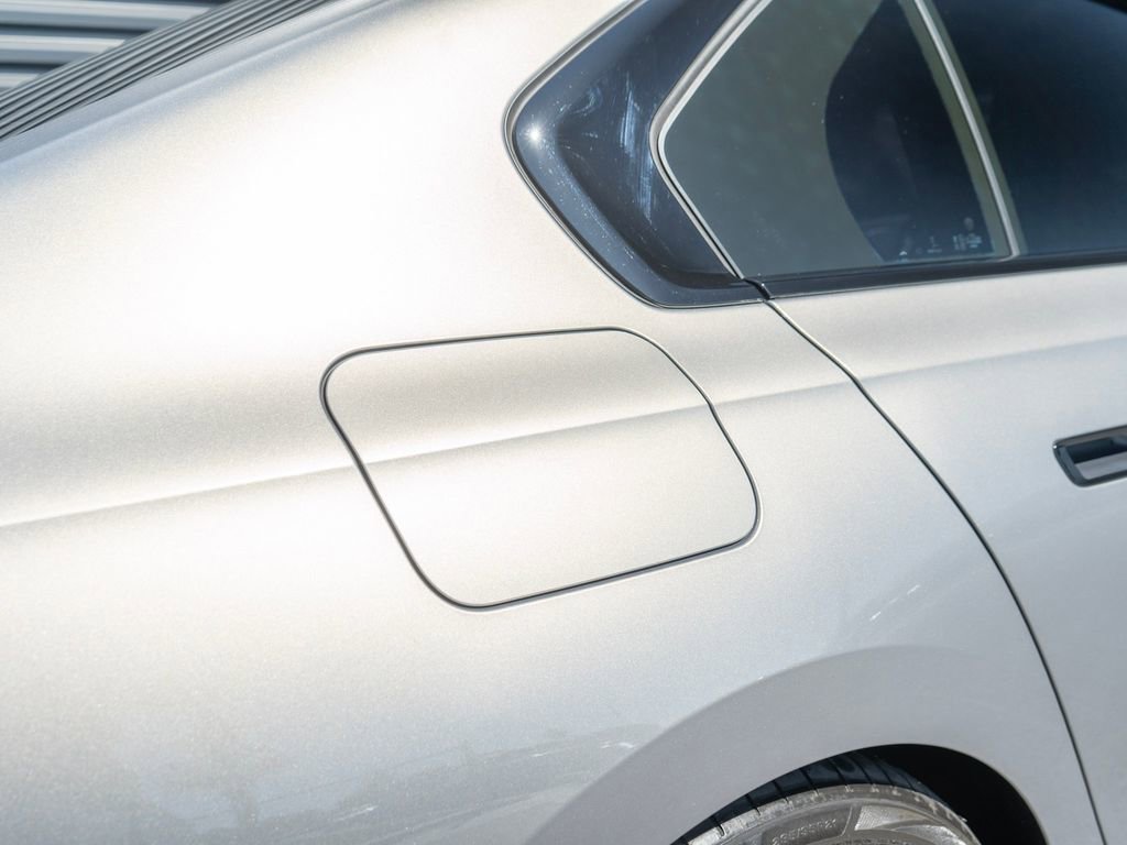 Used 2025 BMW 740i 740i image 15