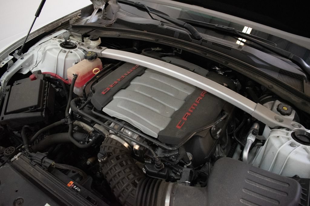 Used 2021 Chevrolet Camaro SS RWD image 14