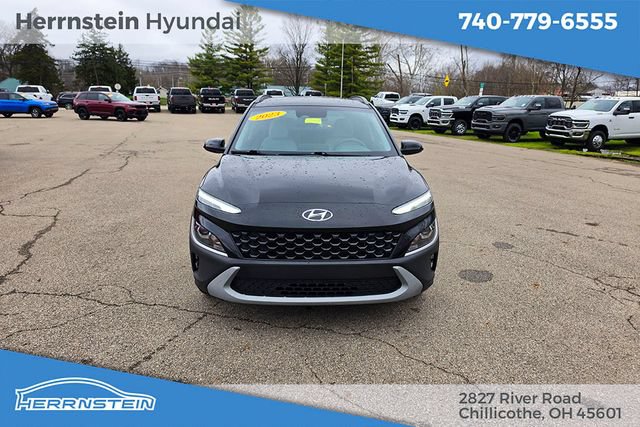 Used 2023 Hyundai Kona SEL w/ Cargo Package AWD/4WD image 2