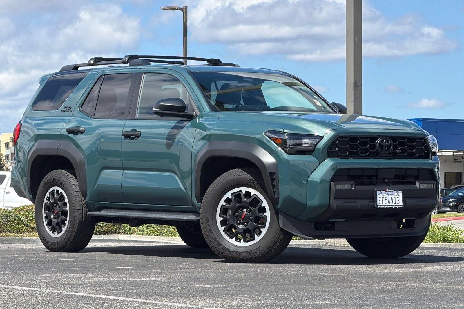 Used 2025 Toyota 4Runner TRD Off-Road Premium AWD/4WD image 2