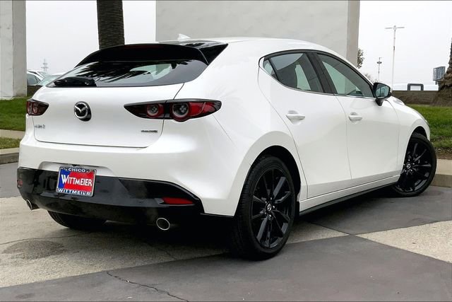 Used 2019 MAZDA MAZDA3 Hatchback w/ Premium Package image 13