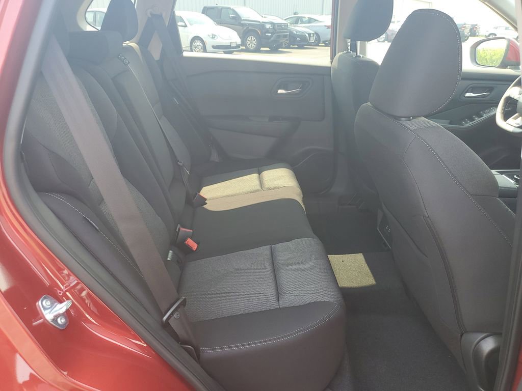 New 2026 Nissan Rogue SV image 30