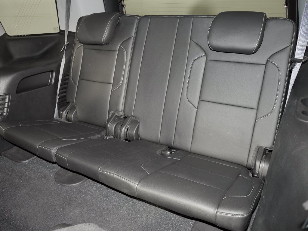 Used 2019 Chevrolet Tahoe LT w/ Luxury Package AWD/4WD image 41