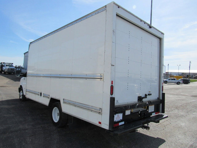 Used 2022 GMC Savana 3500 Extended w/ Power Convenience Package RWD image 5