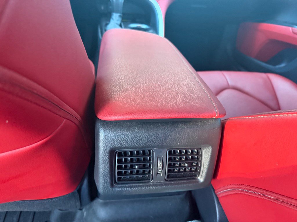 Used 2024 Toyota Camry XSE FWD image 9