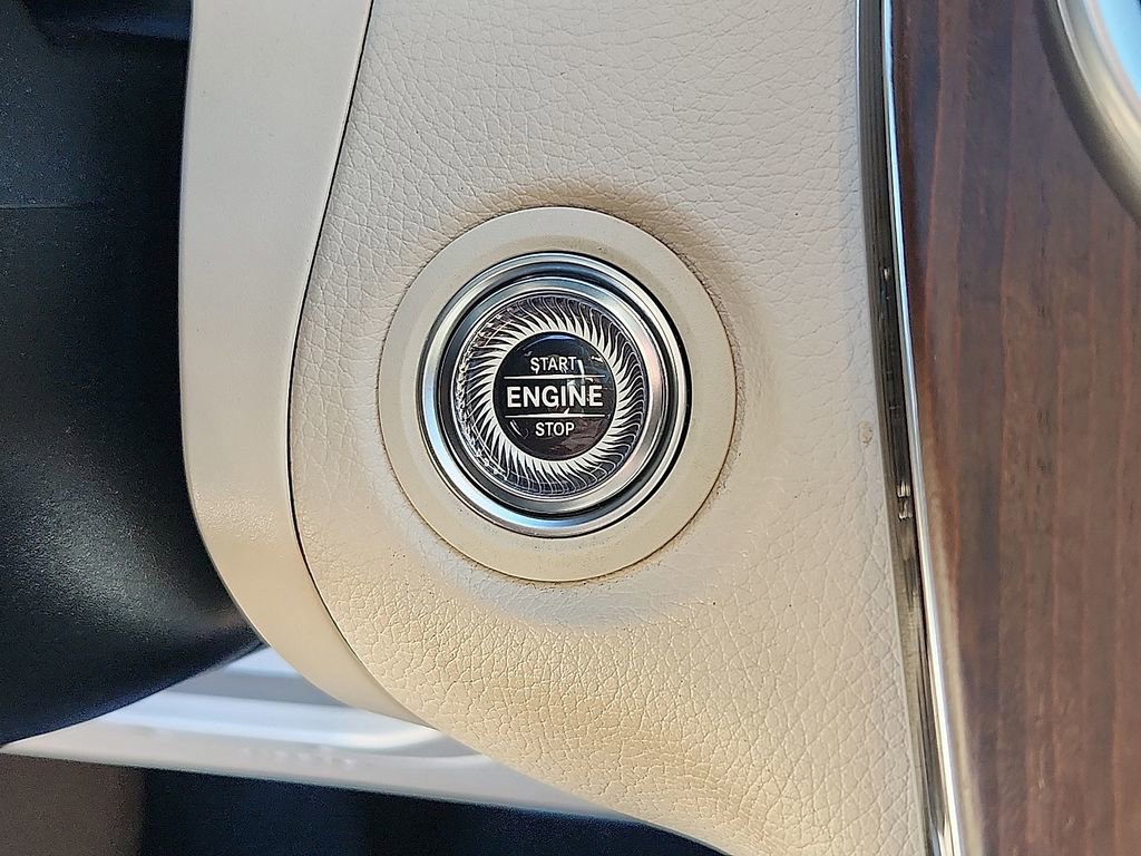 Used 2021 Mercedes-Benz GLC 300 4MATIC Coupe image 25