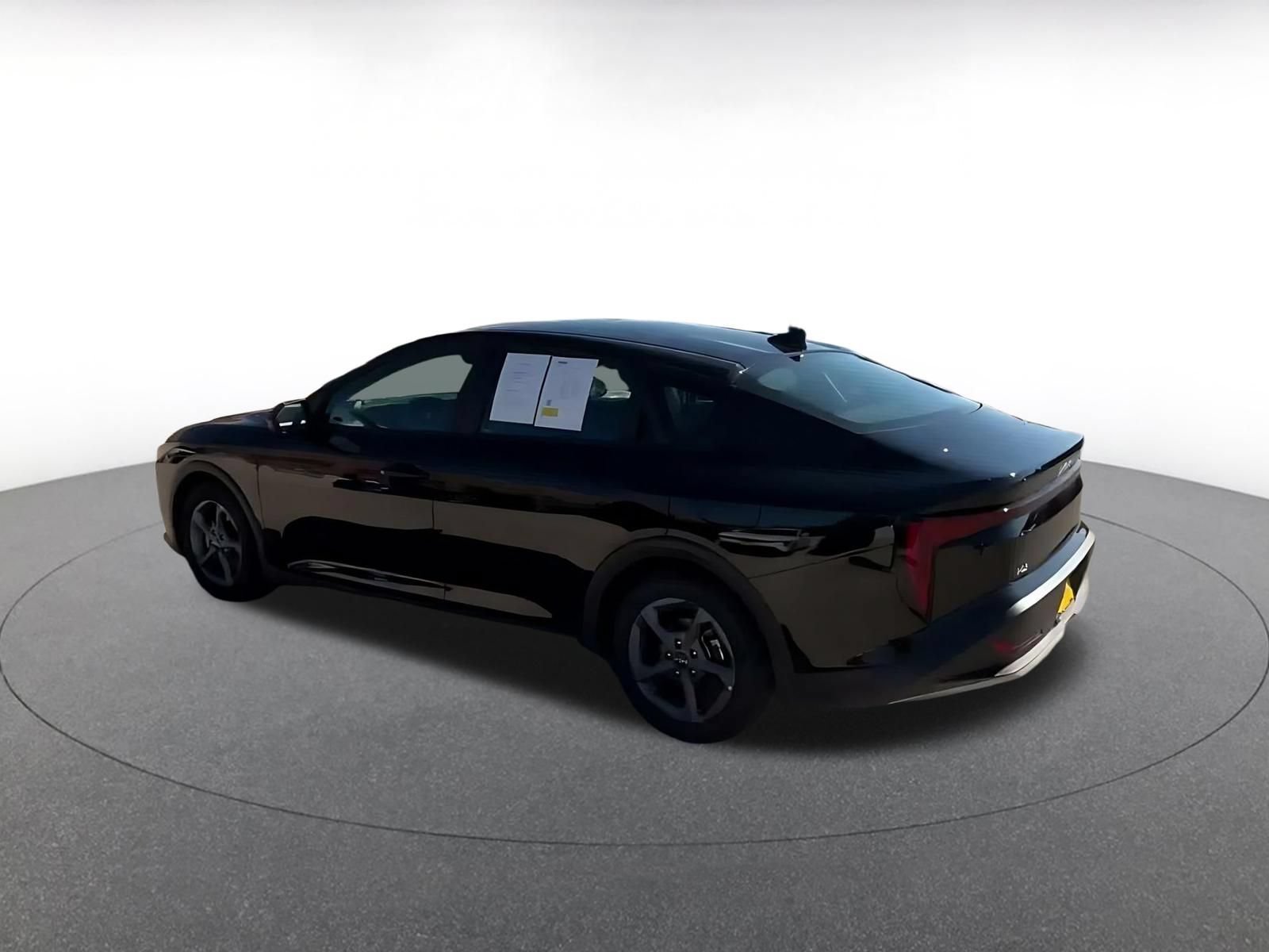 Used 2026 Kia K4 FWD image 9