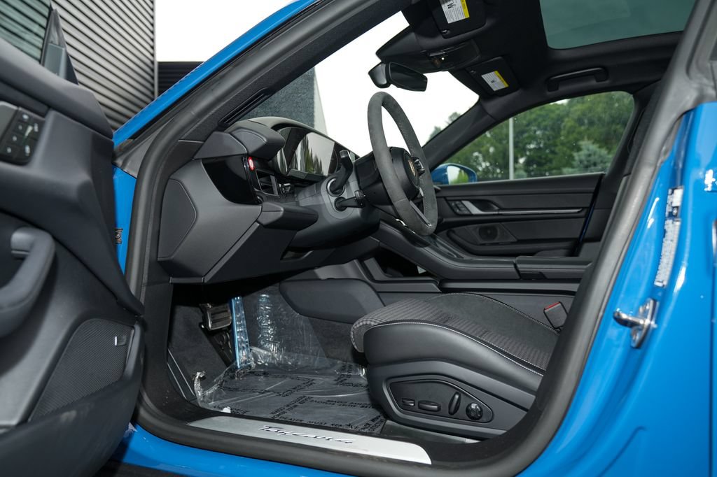 New 2026 Porsche Taycan AWD/4WD image 20