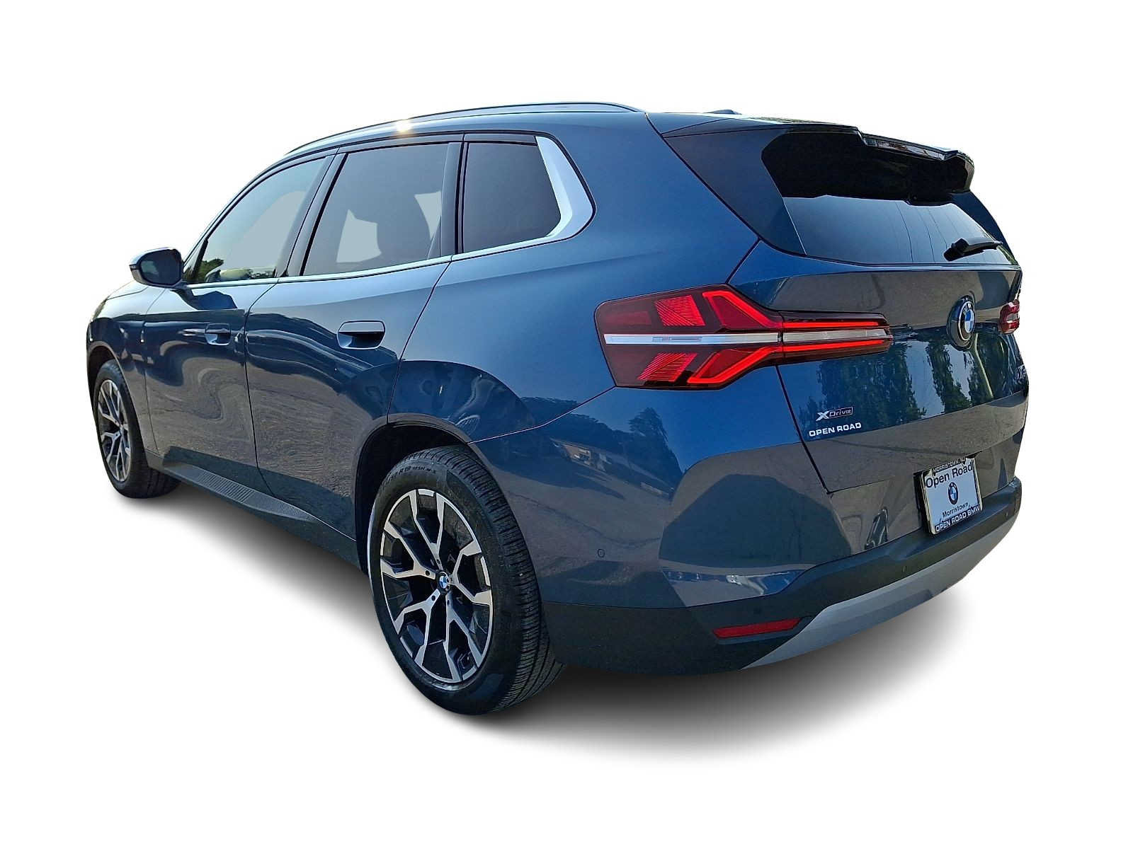 Used 2025 BMW X3 xDrive30i w/ Premium Package AWD/4WD image 4