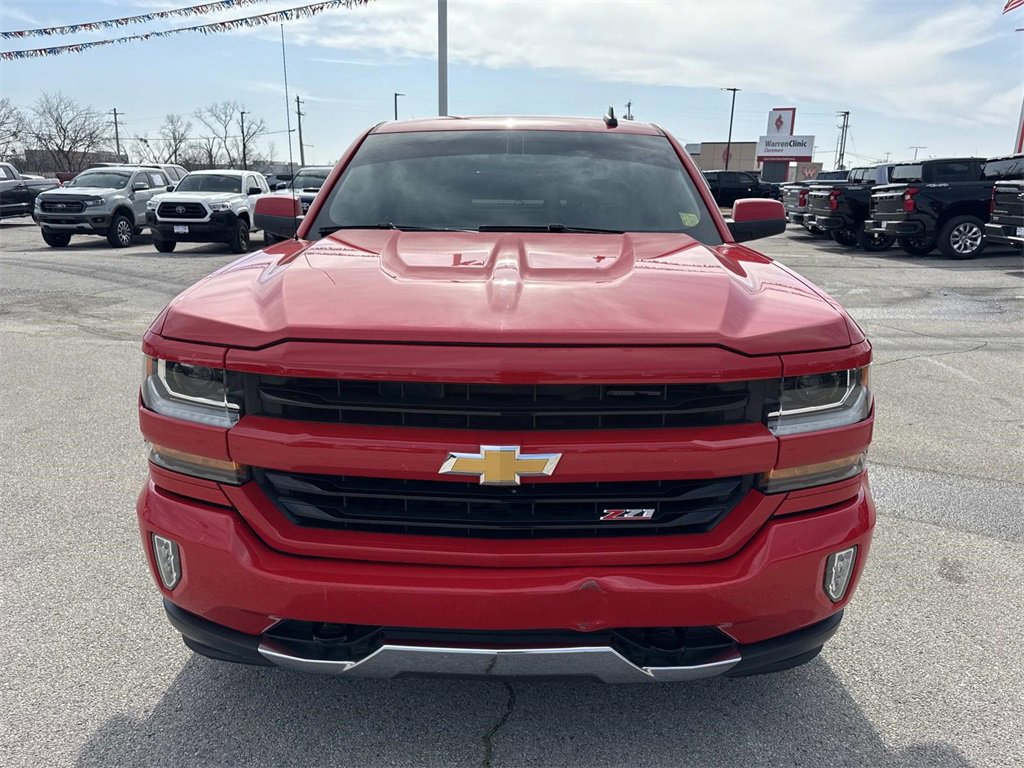 Used 2018 Chevrolet Silverado 1500 LT w/ All Star Edition image 9