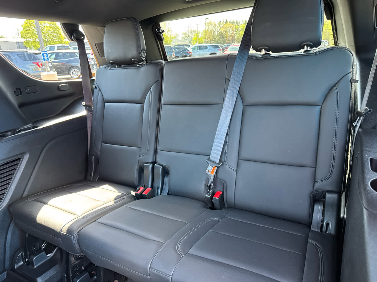 Used 2021 Chevrolet Tahoe LT w/ LT Signature Package AWD/4WD image 20