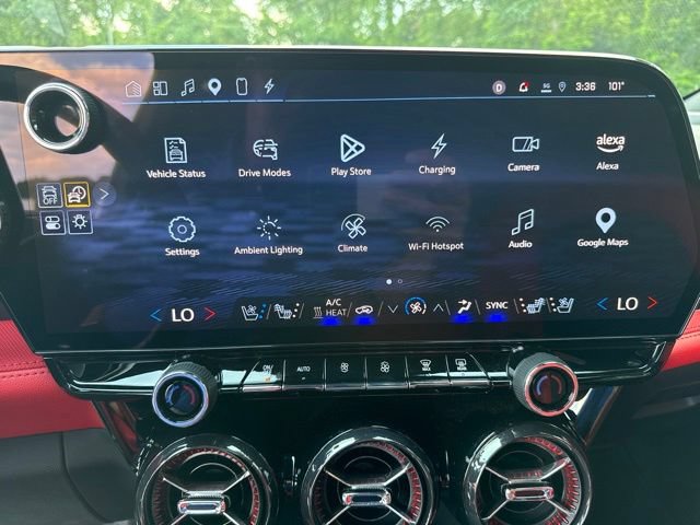 Used 2024 Chevrolet Blazer EV RS AWD/4WD image 17