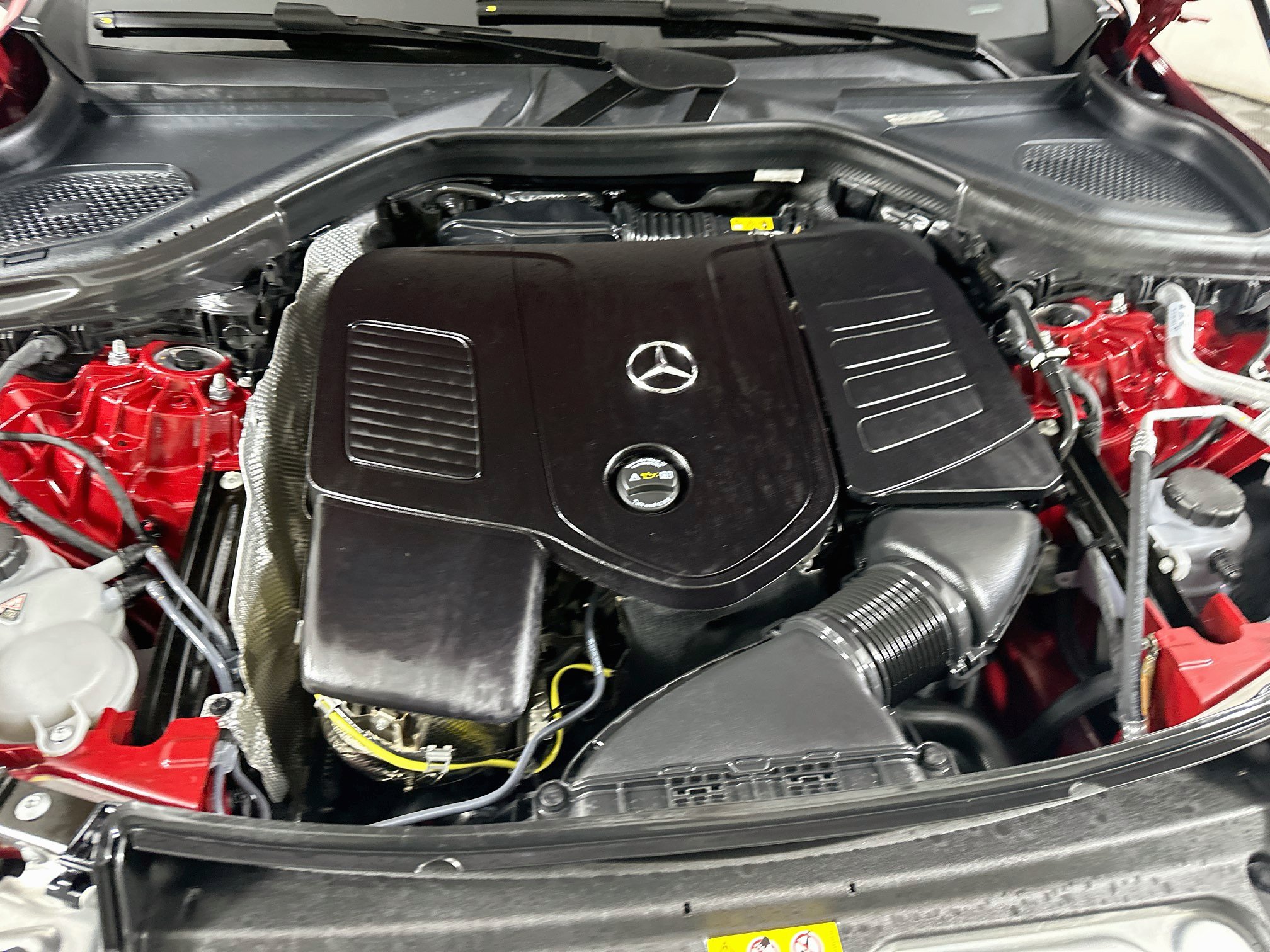 Used 2026 Mercedes-Benz GLC 300 4MATIC image 34