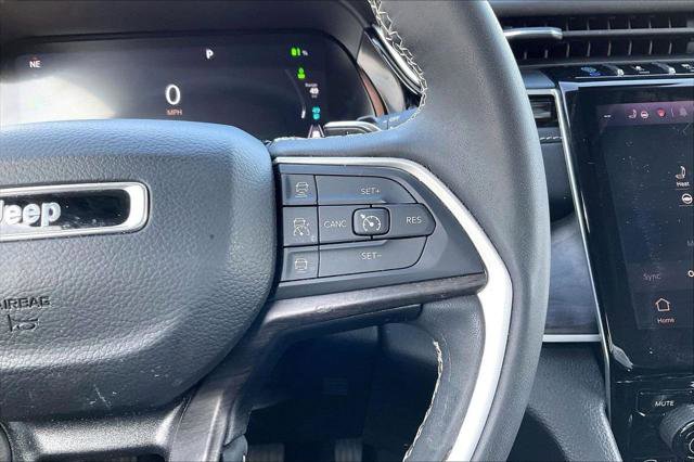 Certified 2022 Jeep Grand Cherokee Limited 4xe AWD/4WD image 32