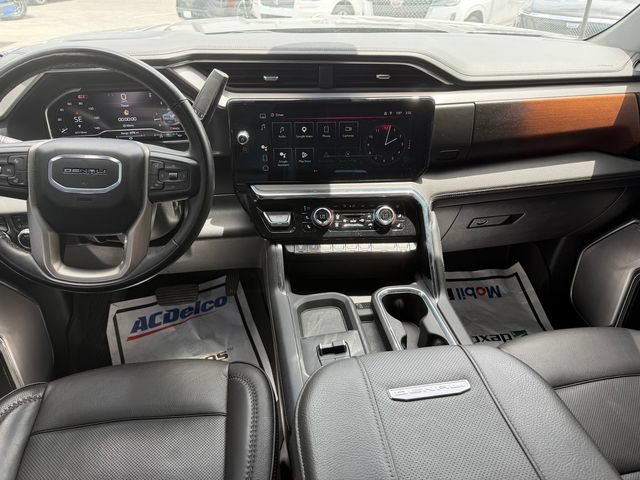 Used 2024 GMC Sierra 2500 Denali w/ Denali Reserve Package AWD/4WD image 9