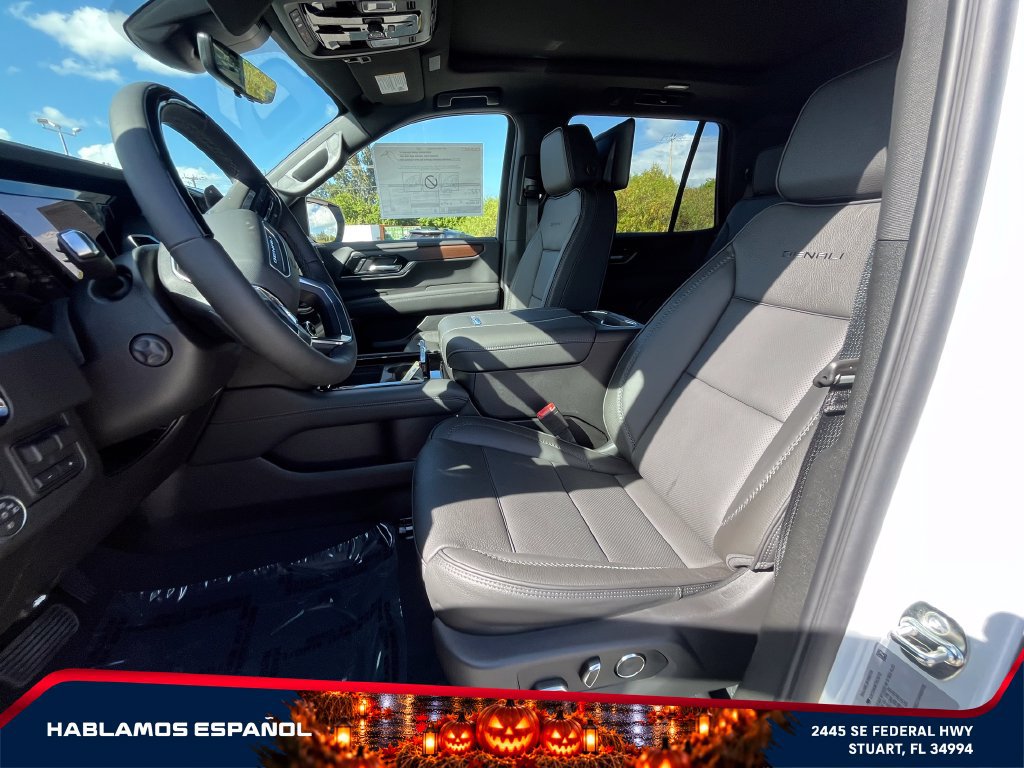 New 2026 GMC Yukon Denali w/ Denali Reserve Package AWD/4WD image 10