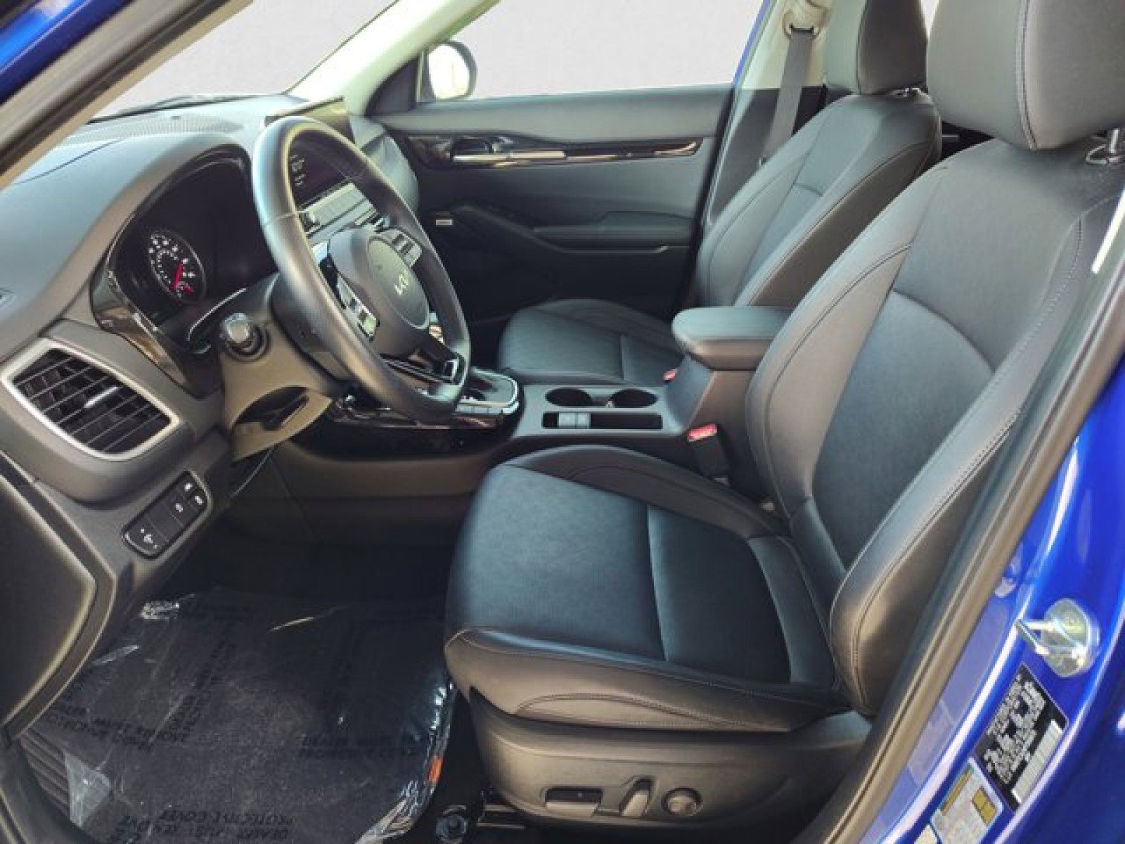 Used 2023 Kia Seltos SX w/ SX Sunroof Package image 11