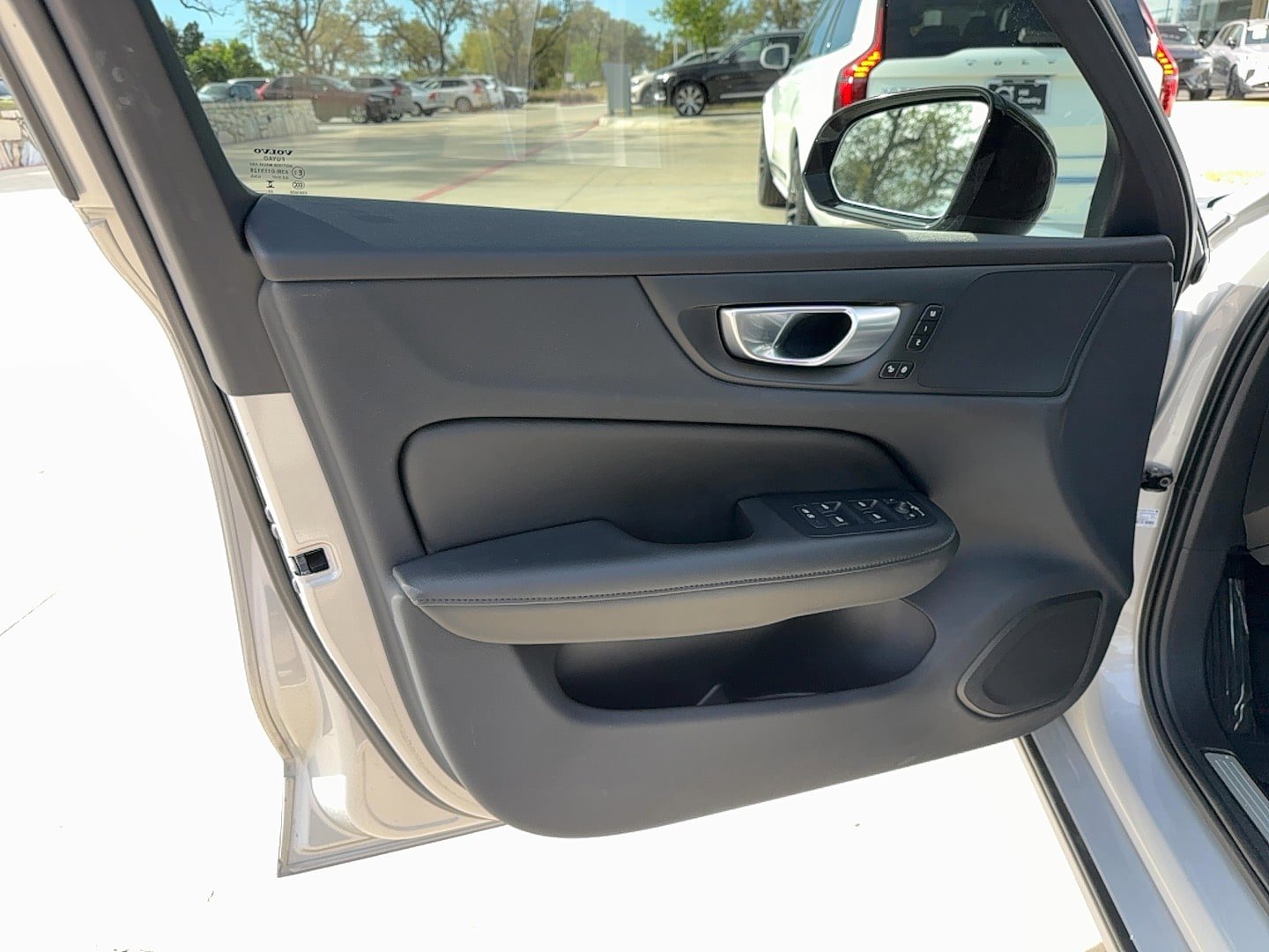Certified 2024 Volvo S60 B5 Plus image 10