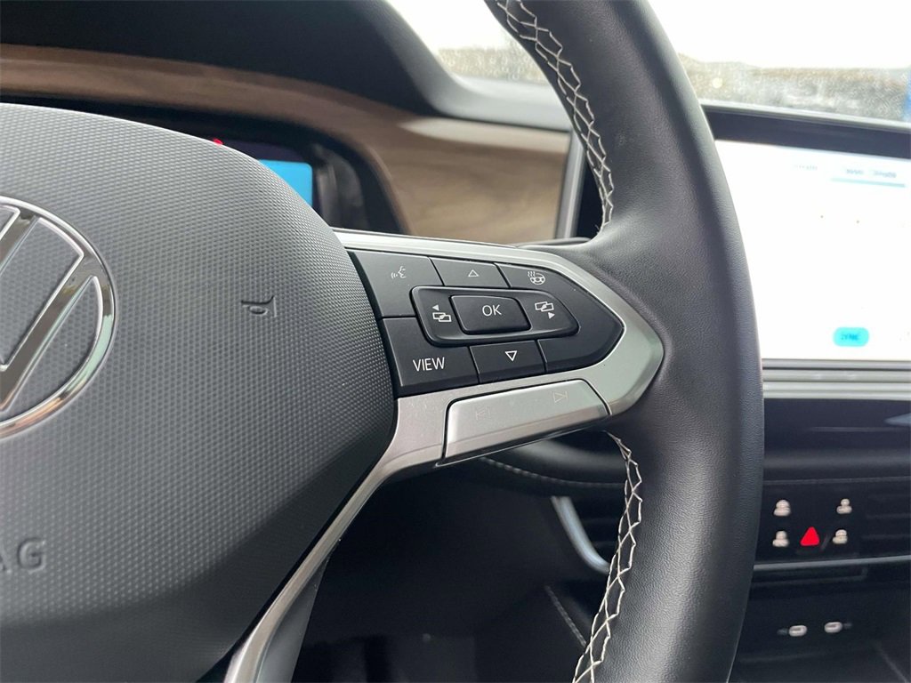 Used 2024 Volkswagen Atlas SE image 25