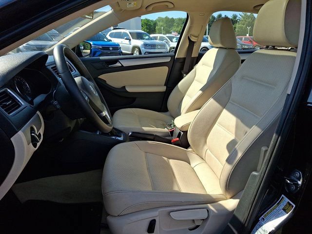 Used 2014 Volkswagen Jetta SE FWD image 17