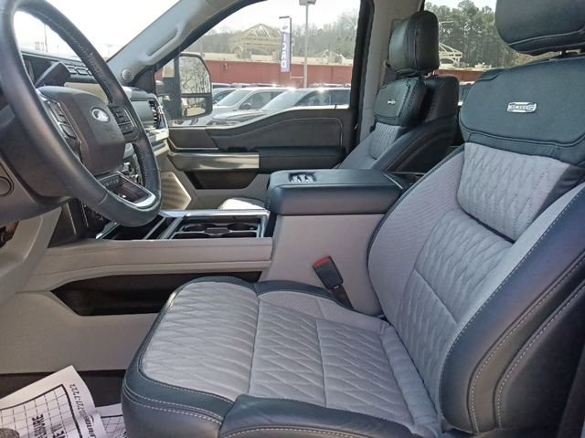 Certified 2024 Ford F450 Limited w/ FX4 Off-Road Package image 15