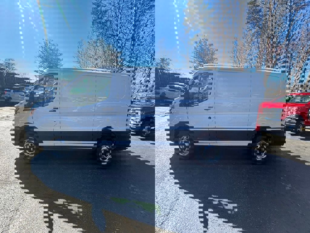 Used 2024 Ford Transit 250 Low Roof w/ Load Area Protection Package image 4