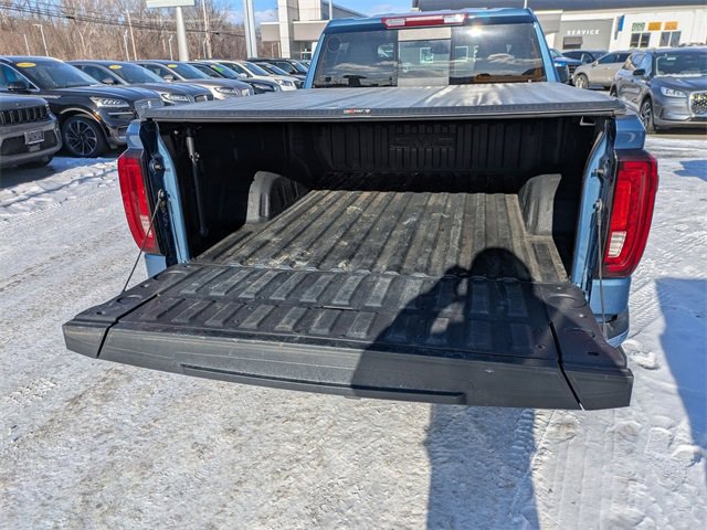 Used 2024 GMC Sierra 1500 SLT w/ SLT Convenience Package image 18