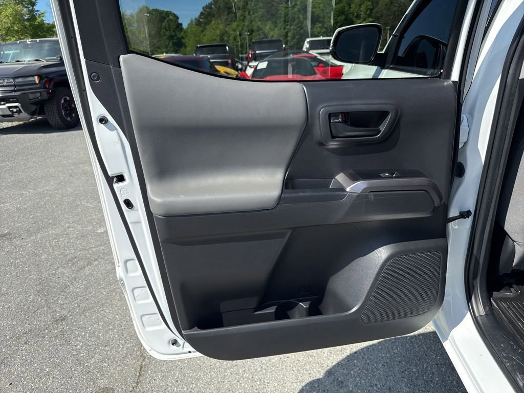 Used 2023 Toyota Tacoma SR5 w/ Technology Package image 27