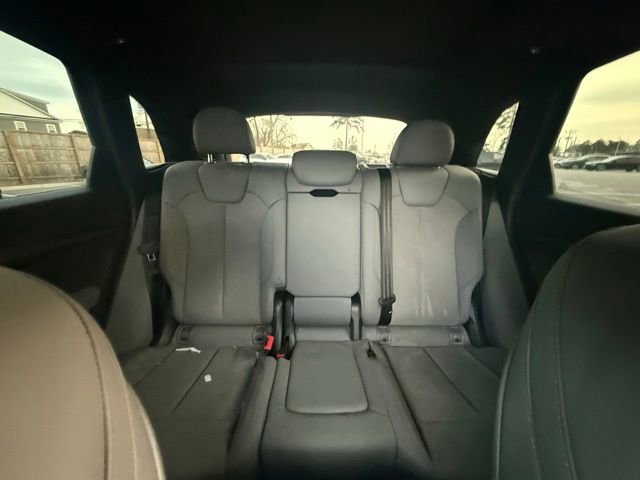 Used 2022 Audi SQ5 Premium Plus w/ Premium Plus Package image 22