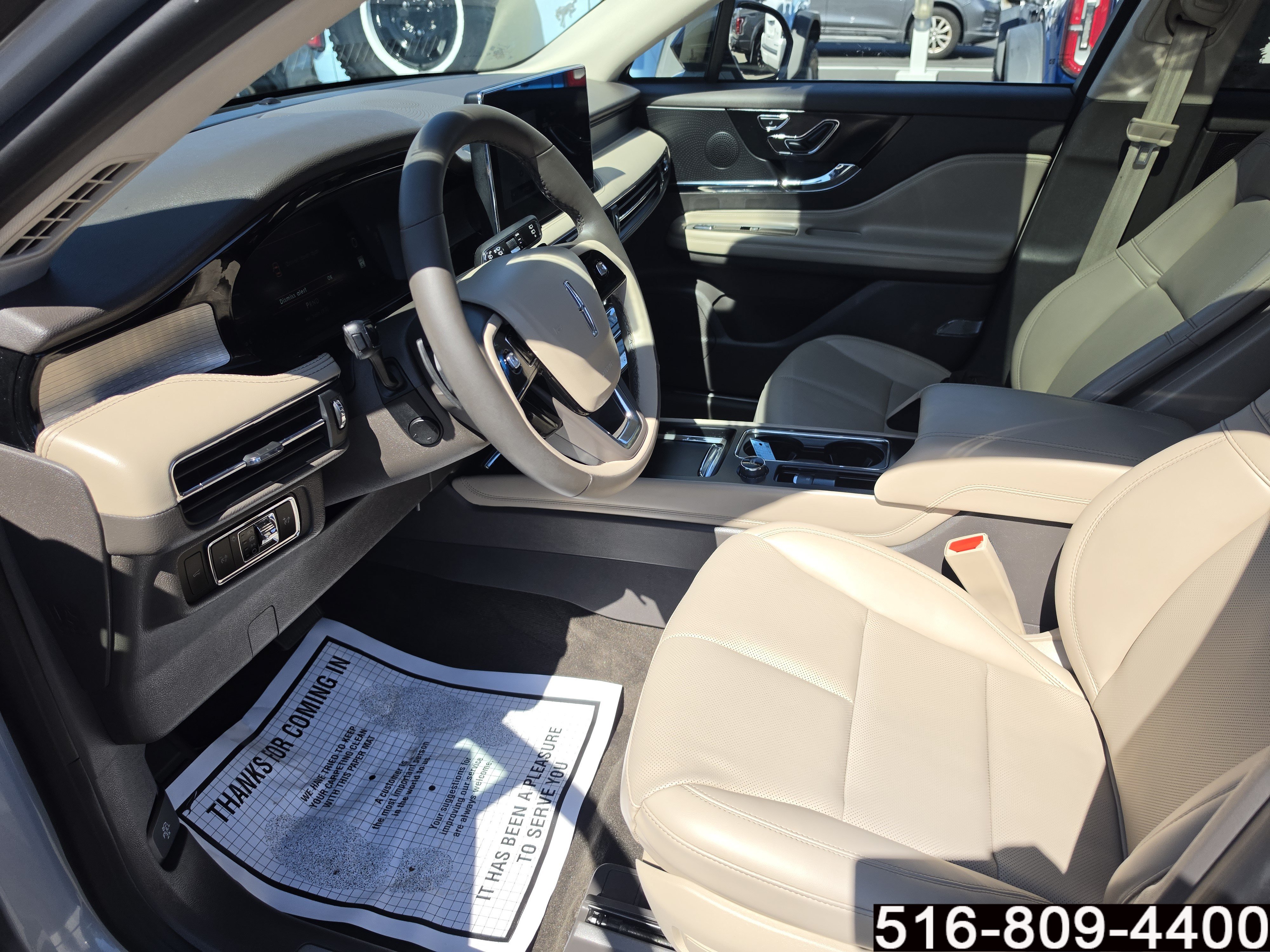 Used 2023 Lincoln Corsair AWD w/ Equipment Group 101A image 12