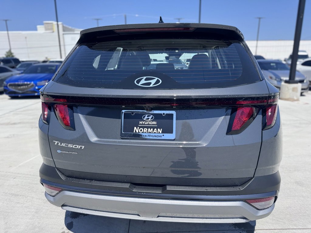 New 2026 Hyundai Tucson SE image 6