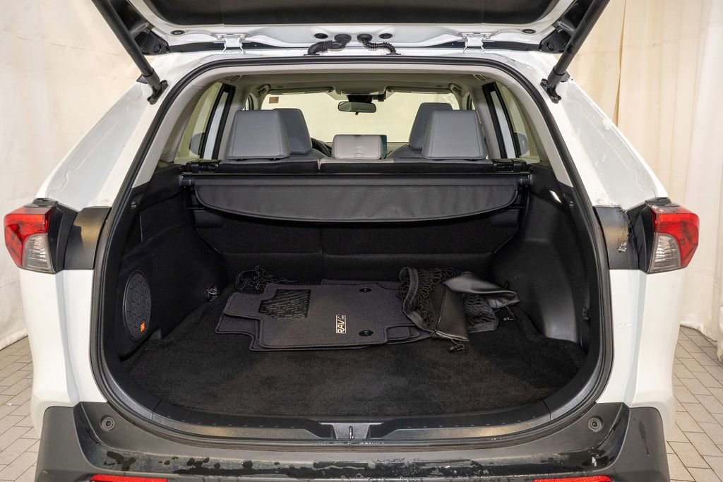 Used 2024 Toyota RAV4 XLE Premium image 5
