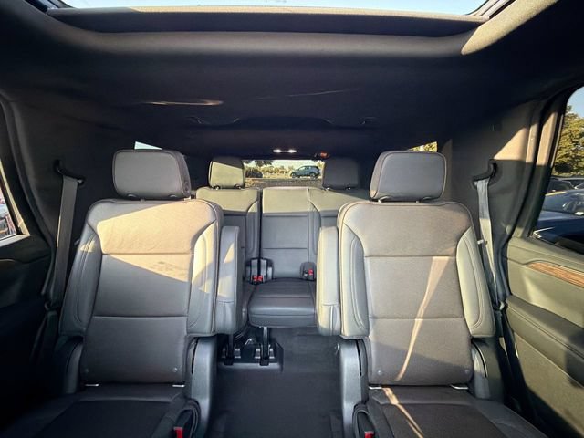 Used 2021 Chevrolet Tahoe High Country AWD/4WD image 14