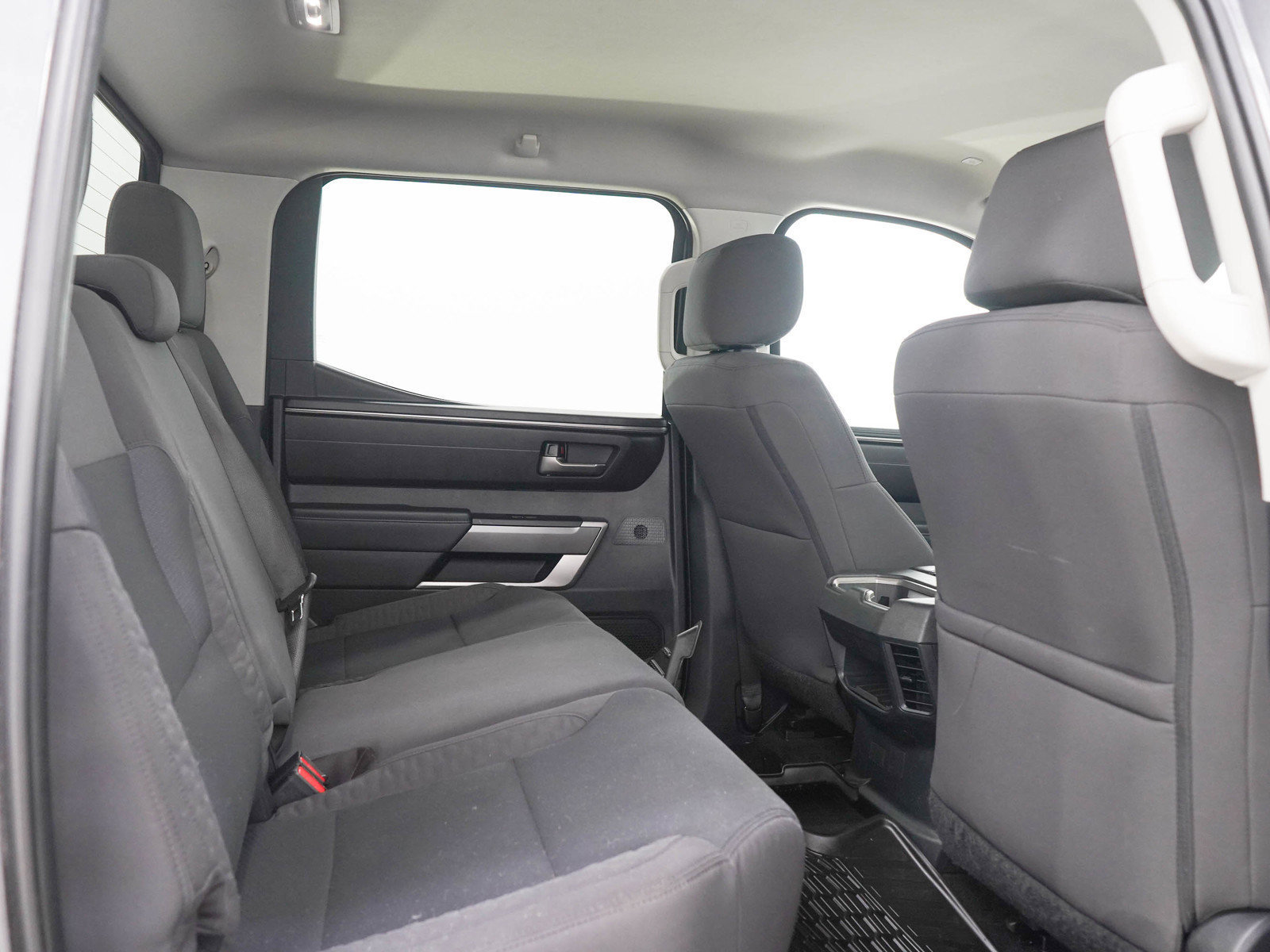 Used 2022 Toyota Tundra SR5 AWD/4WD image 14
