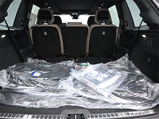 New 2026 Volvo XC90 B6 Core image 31