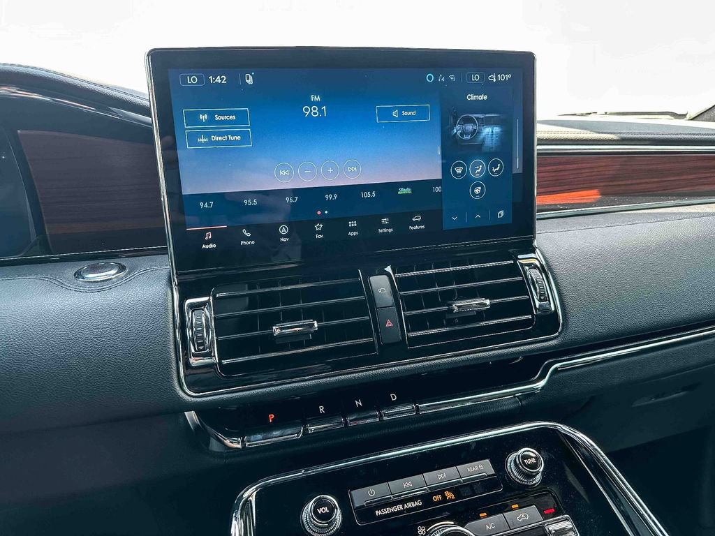 Used 2024 Lincoln Navigator L Reserve AWD/4WD image 34