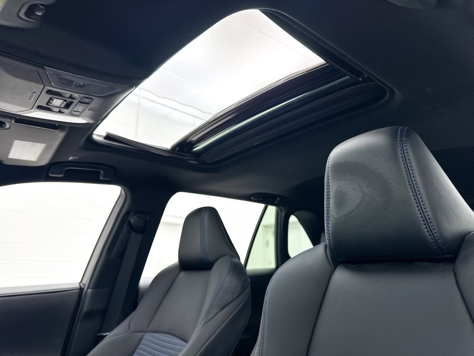 Used 2023 Toyota RAV4 XSE image 3