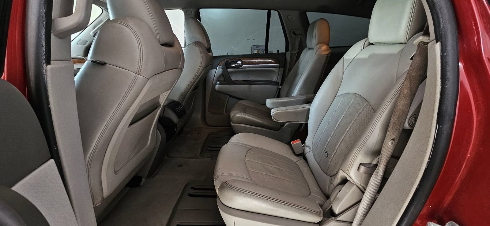 Used 2012 Buick Enclave Leather AWD/4WD image 16
